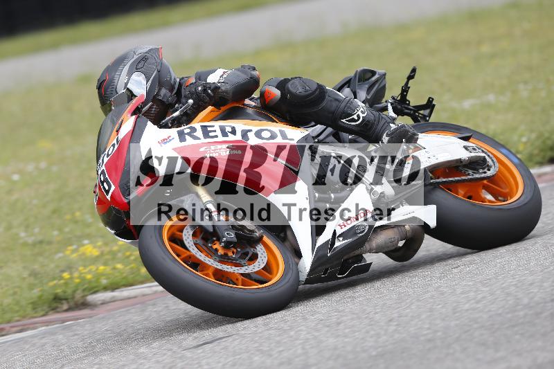 Archiv-2025/22 06.06.2025 DISCOVER the BIKE ADR/Race 3 rot/8